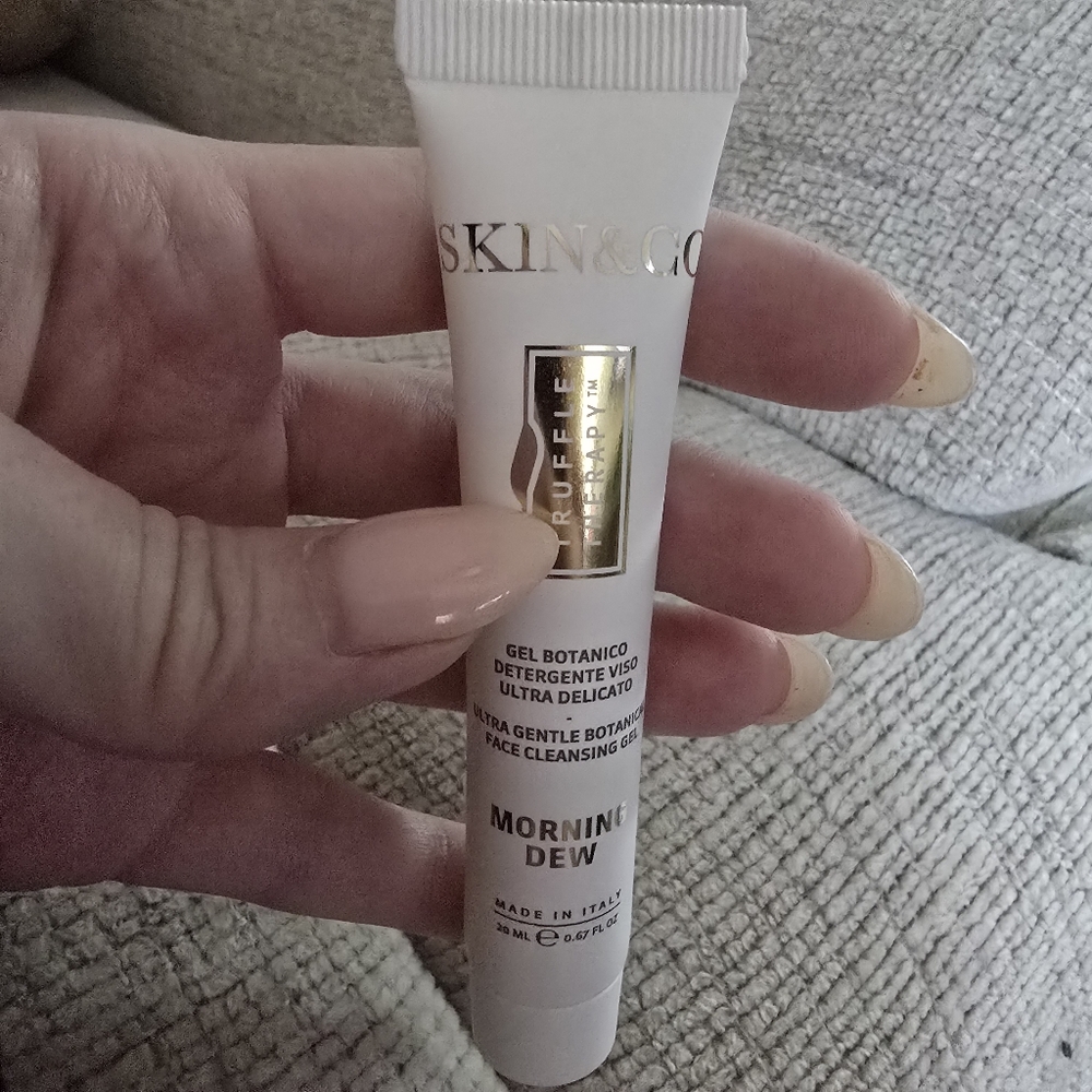 SKIN&CO Morning Dew Face Cleansing Gel